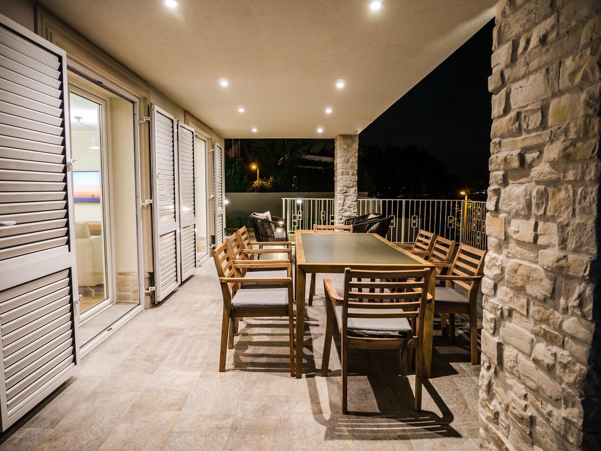 Villa Carmen Опатия Екстериор снимка
