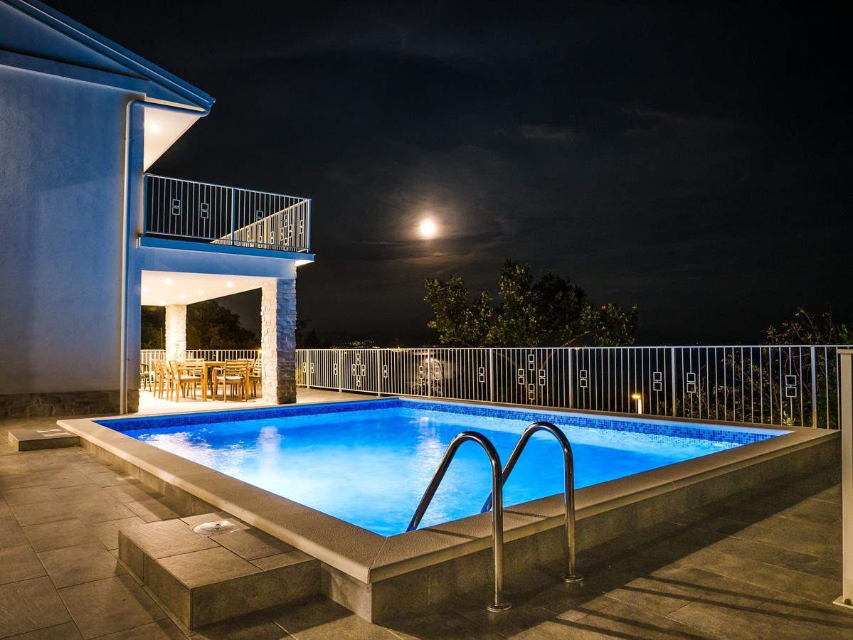 Villa Carmen Опатия Екстериор снимка