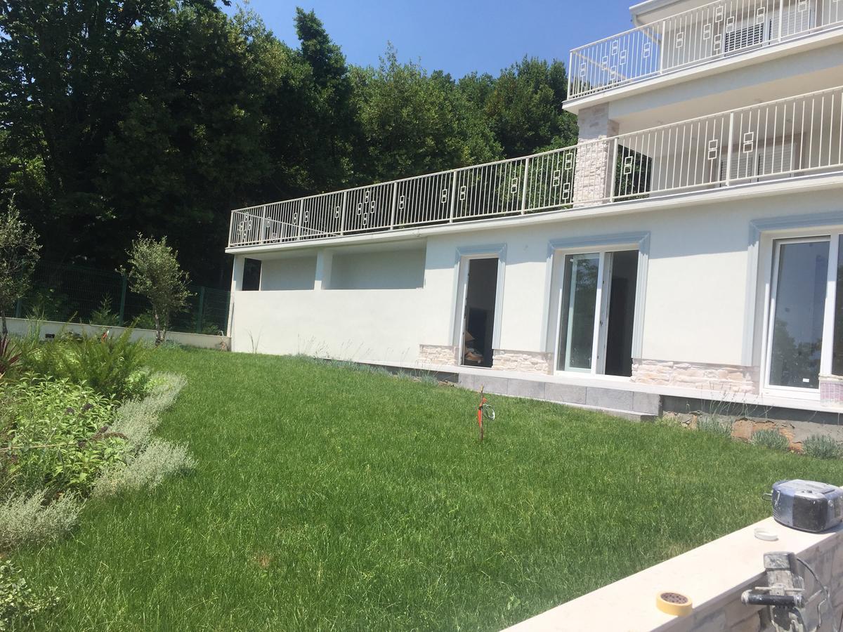 Villa Carmen Опатия Екстериор снимка